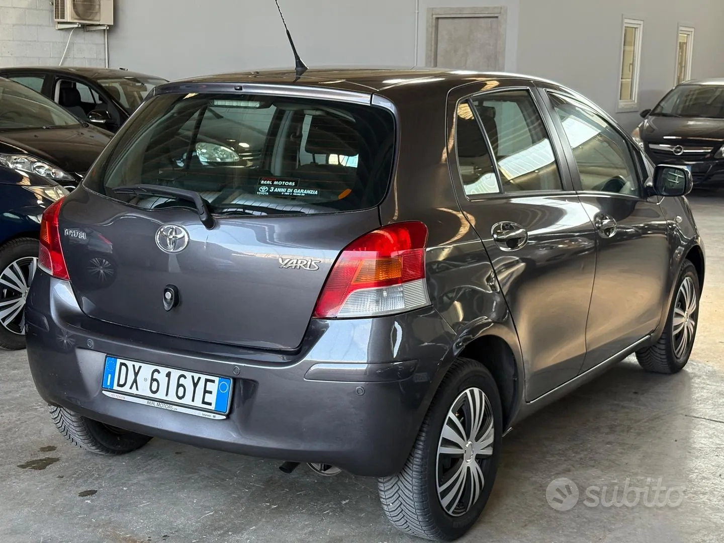 Toyota Yaris 2010 photo 4