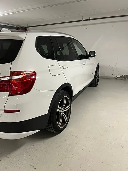 BMW X3 2011 photo 4