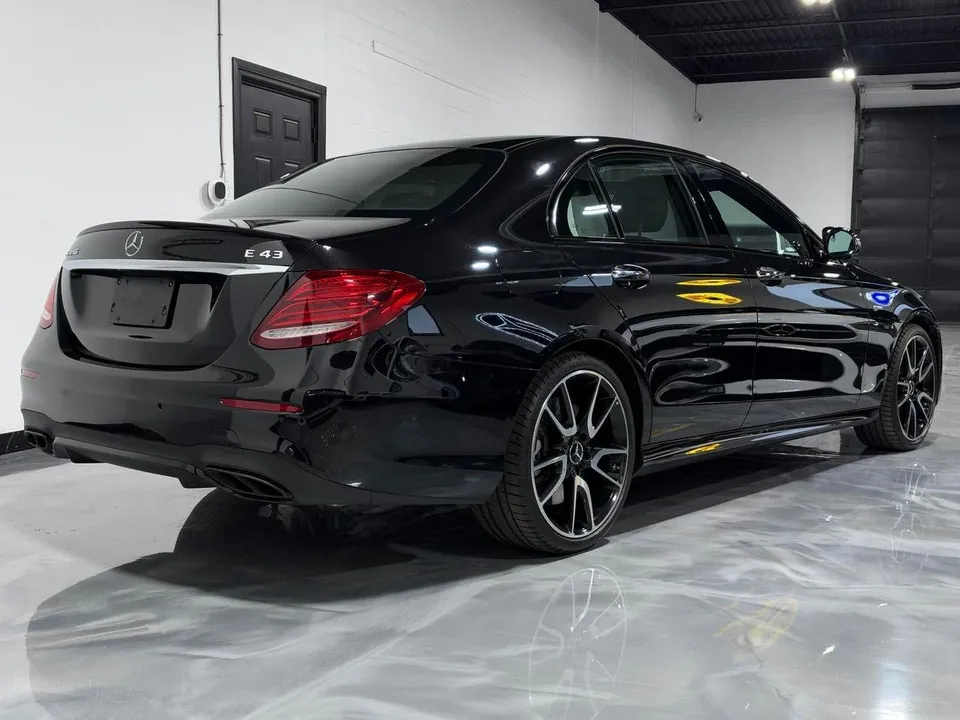 Mercedes-Benz E-Class 2018 photo 3