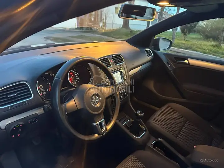 Volkswagen Golf 6 2011 photo 2