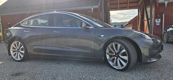 Tesla Model 3 2019 photo 3