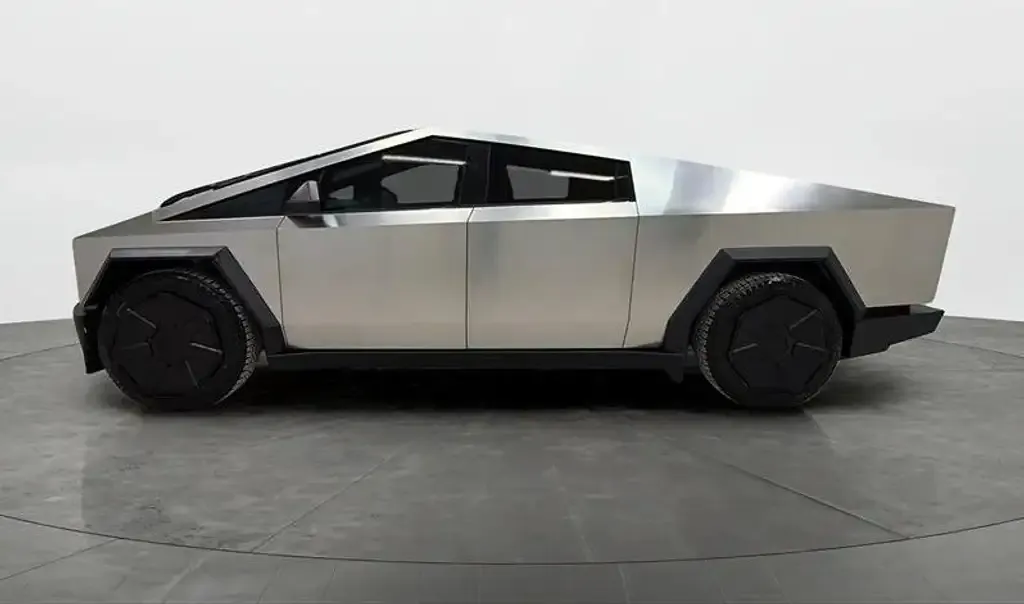 Tesla Cybertruck 2024 photo 5