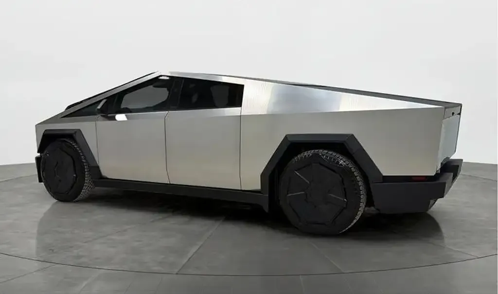 Tesla Cybertruck 2024 photo 4