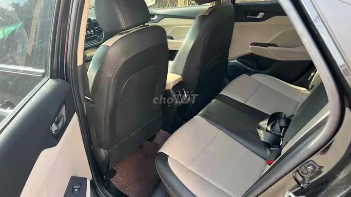Hyundai Accent 2021 photo 2