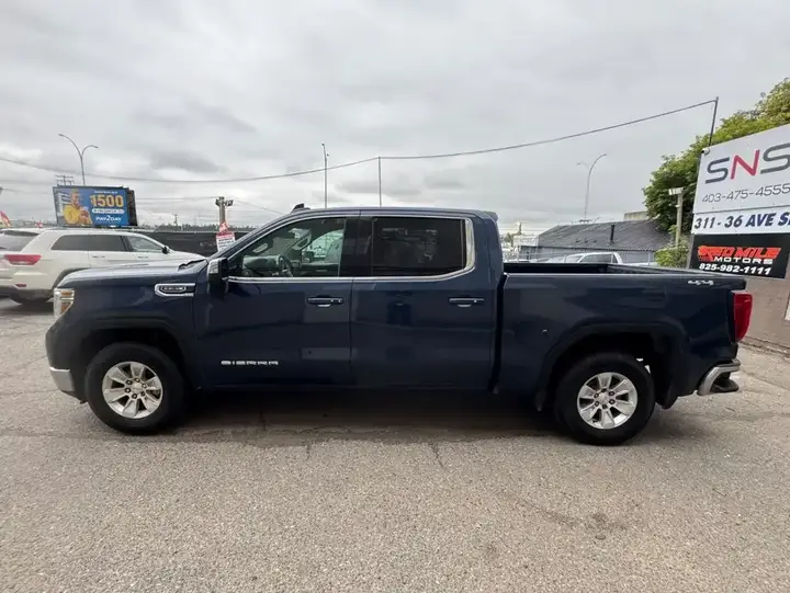 GMC Sierra 1500 2021 photo 2