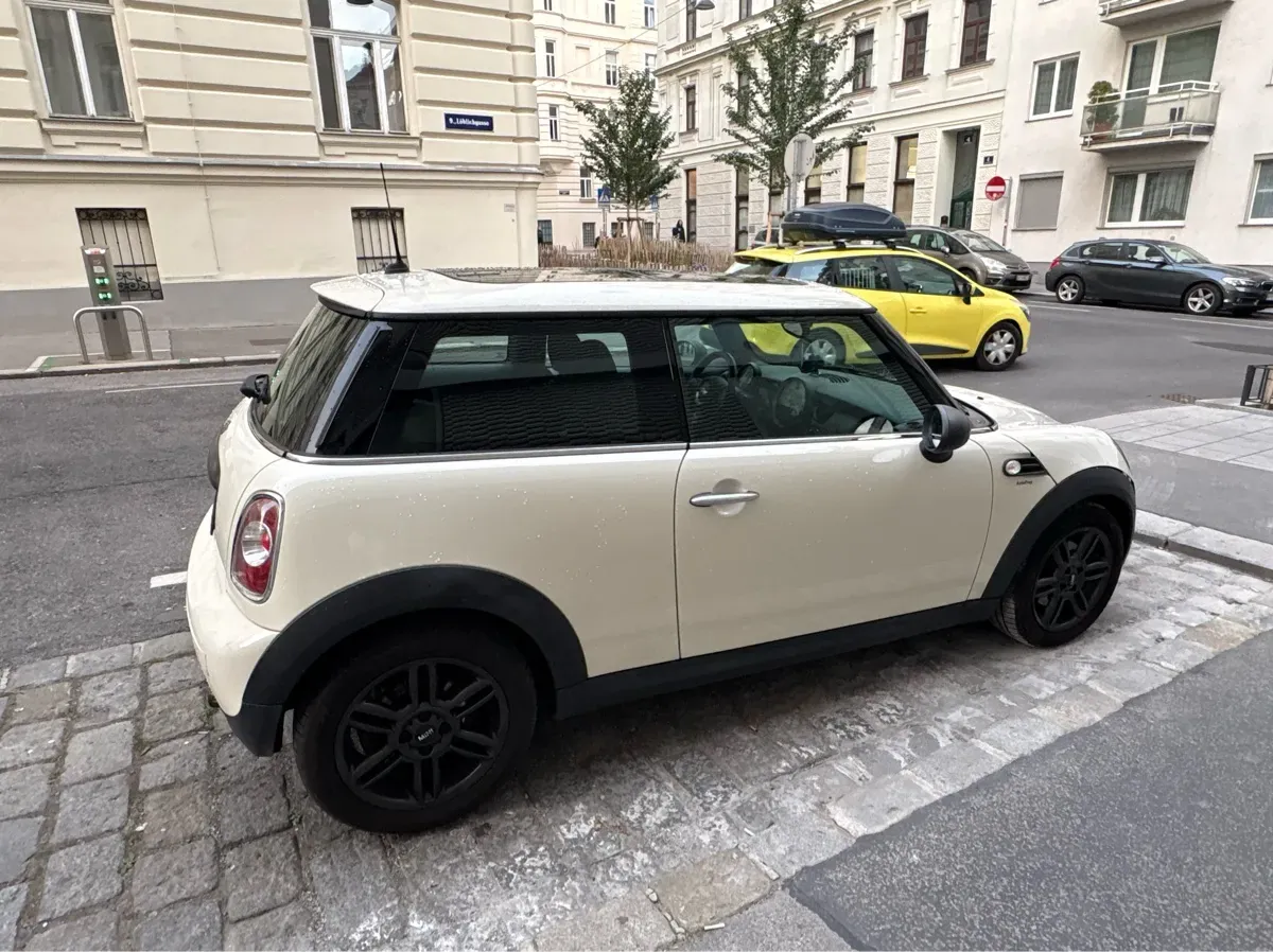 Mini Mini One 2011 photo 2