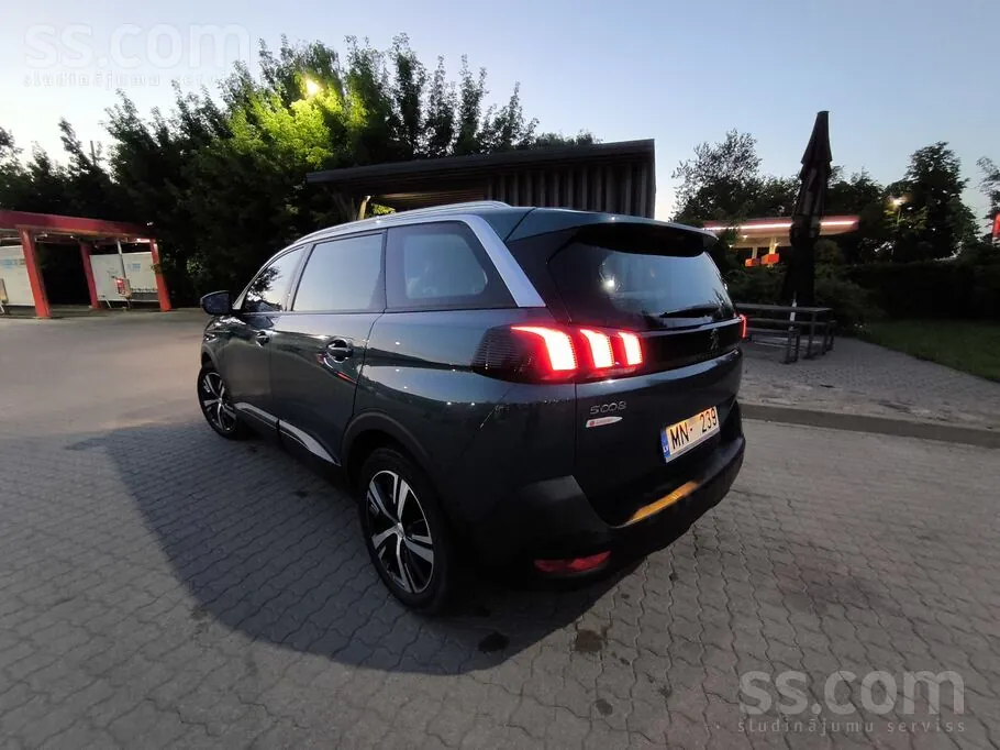Peugeot 5008 2020 photo 5