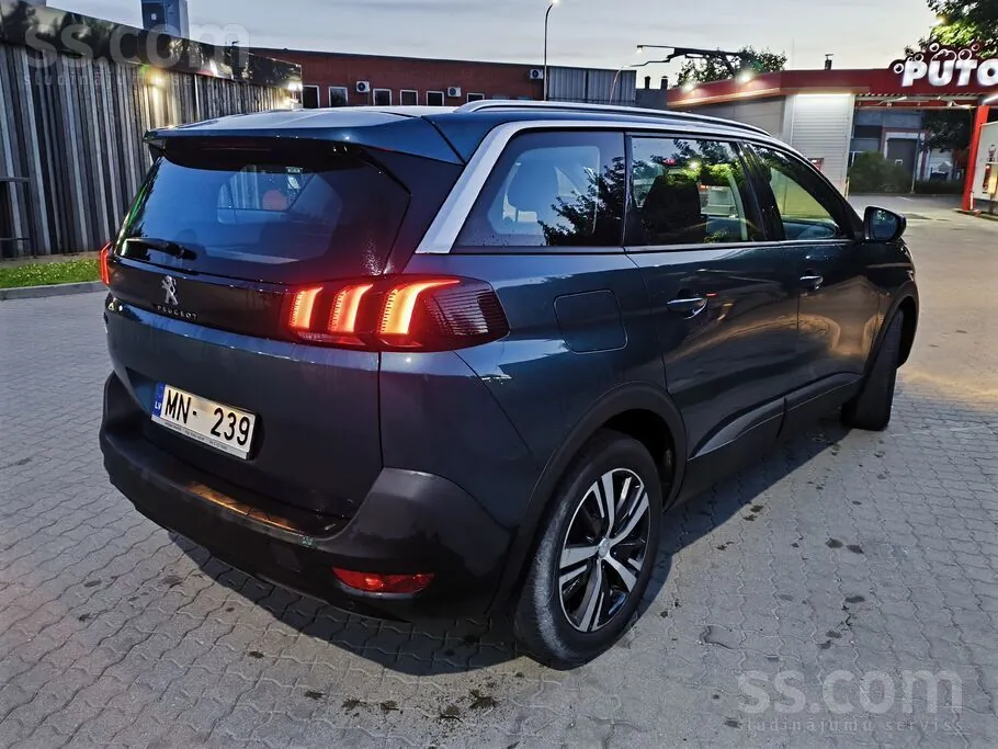 Peugeot 5008 2020 photo 3
