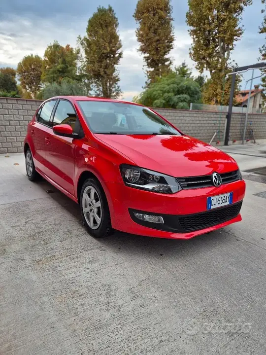 Volkswagen Polo 2010 photo 2