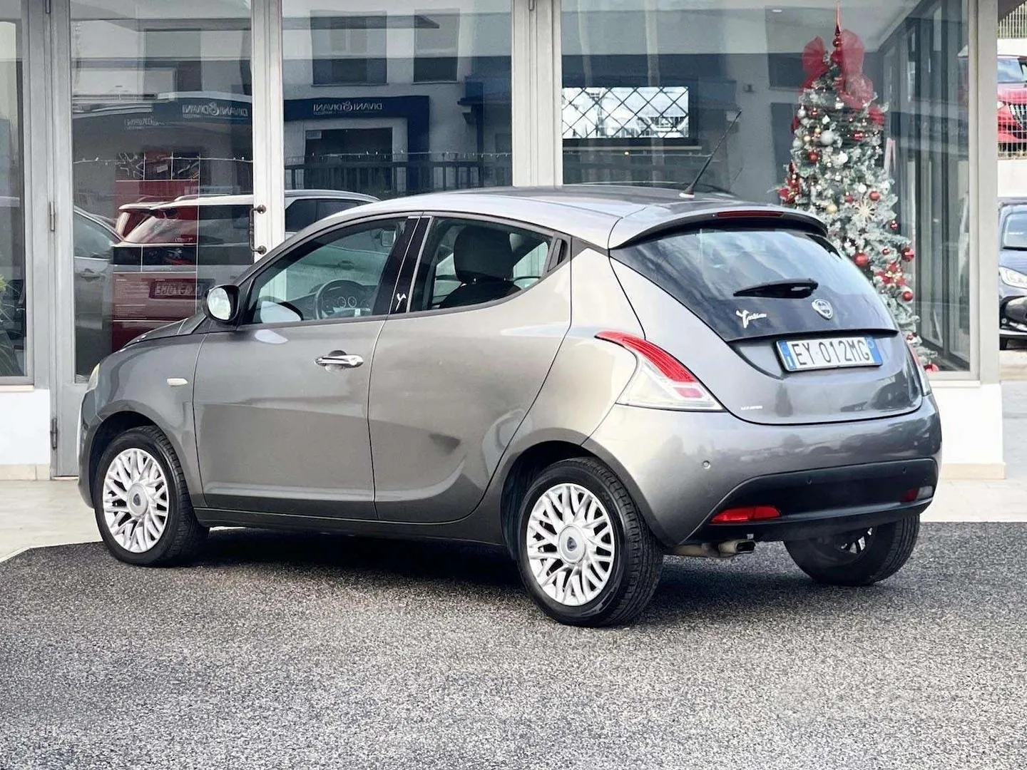 Lancia Ypsilon 2015 photo 4
