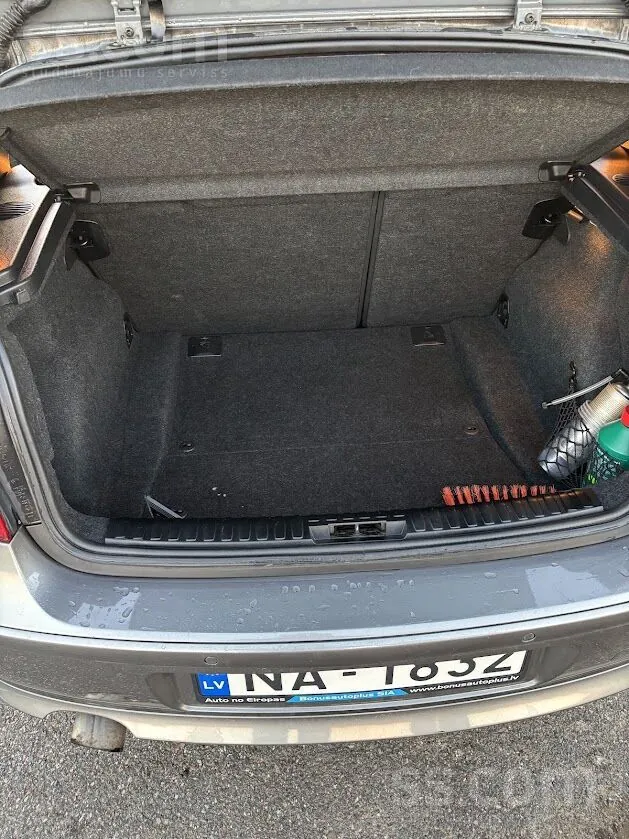 BMW 118 2010 photo 5