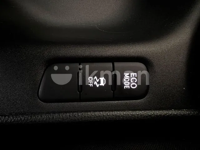 Toyota Yaris 2024 photo 4