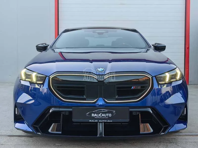 BMW M5 2025 photo 4