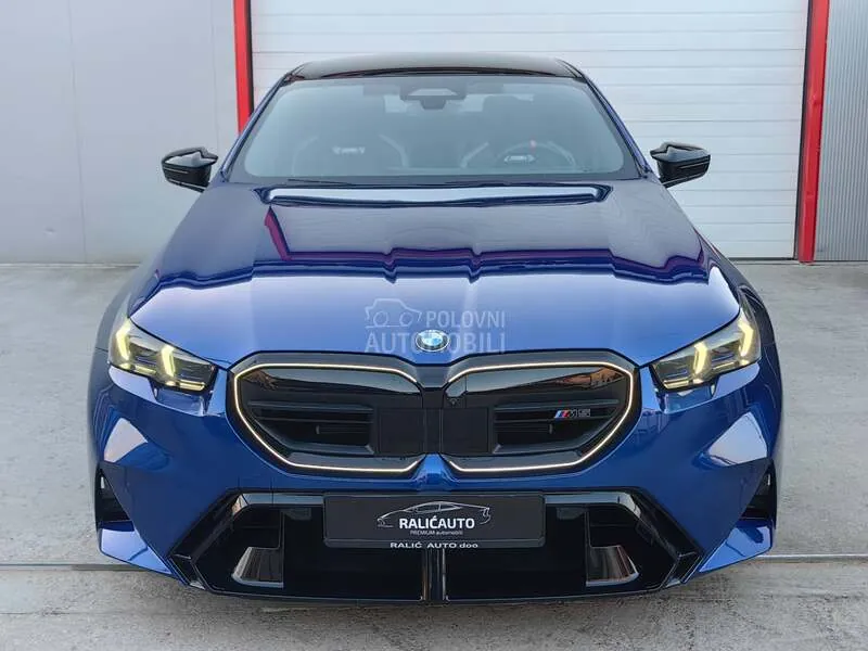 BMW M5 2025 photo 3
