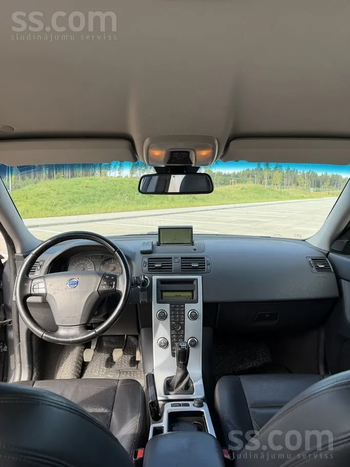Volvo S40 2011 photo 5