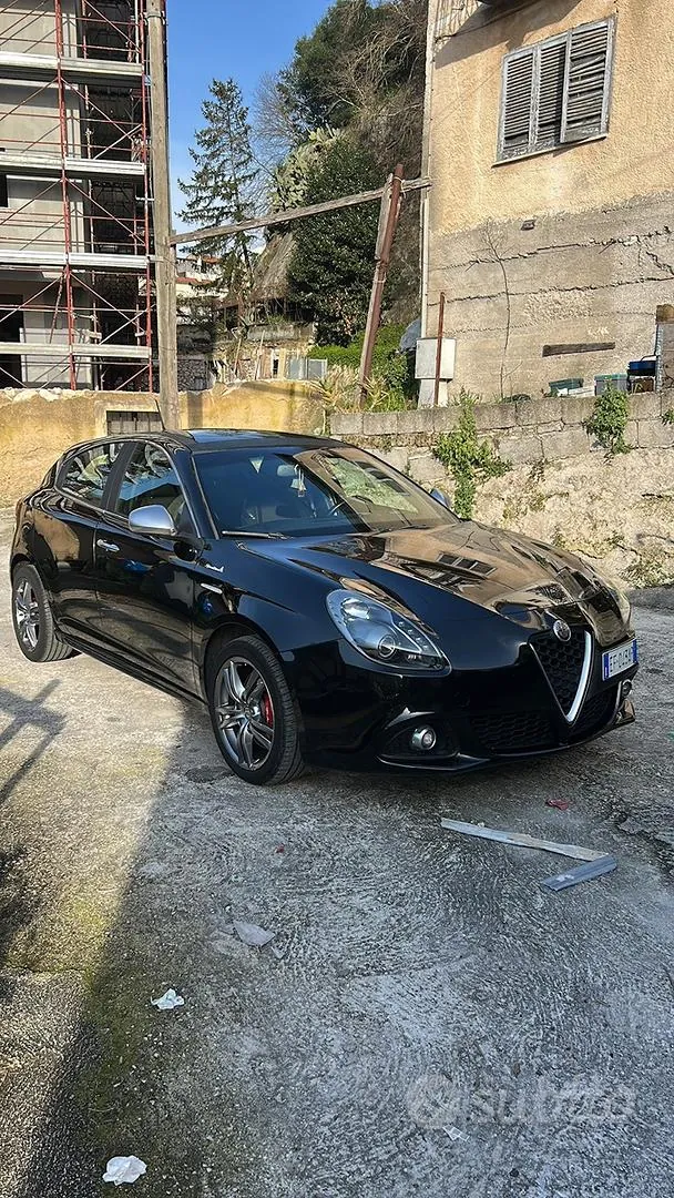 Alfa Romeo Giulietta 2013 photo 2