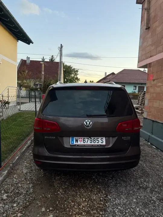 Volkswagen Sharan 2011 photo 3