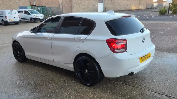 BMW 1 Series 2015 photo 3
