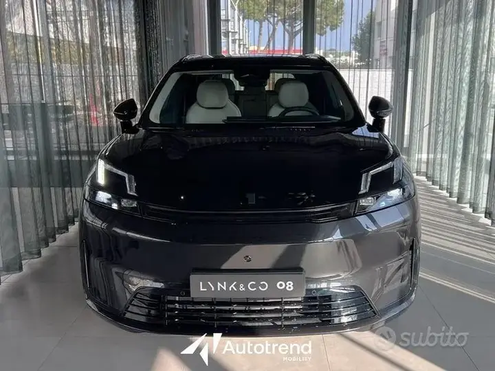 Lynk & Co 08 2026 photo 3