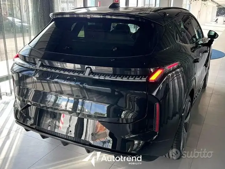 Lynk & Co 08 2026 photo 2