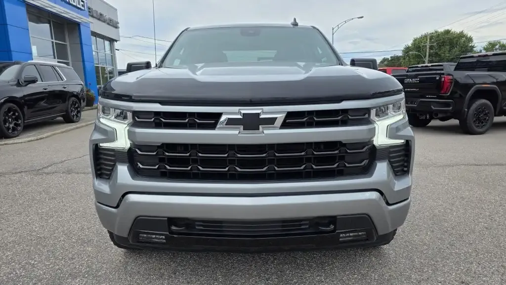 Chevrolet Silverado 1500 2024 photo 2