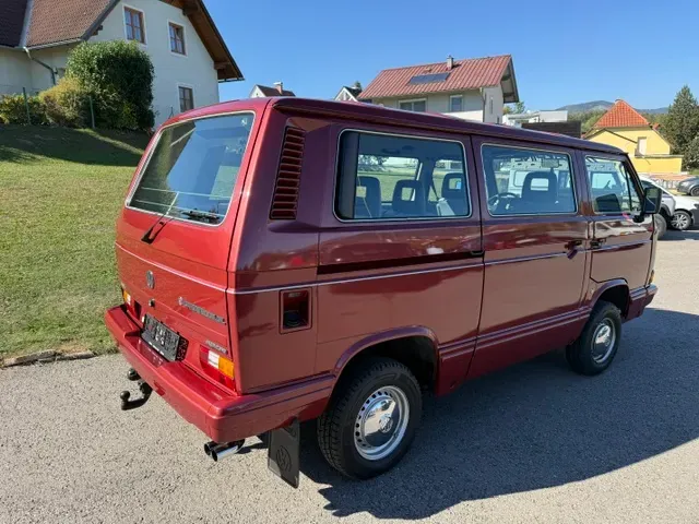 Volkswagen T3 1988 photo 3