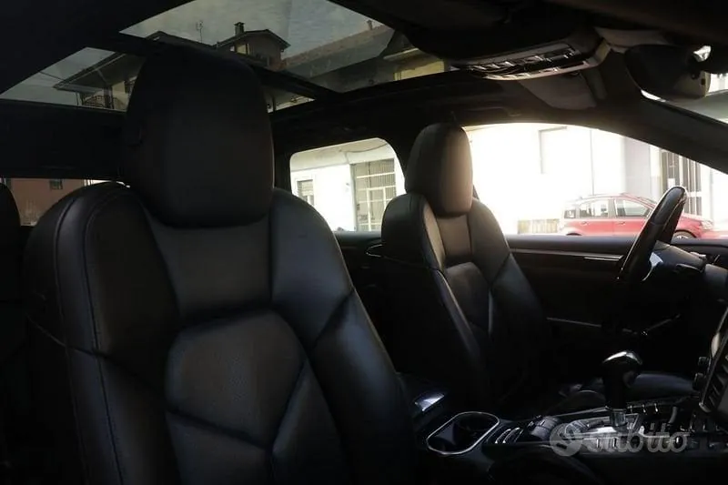 Porsche Cayenne 2014 photo 3