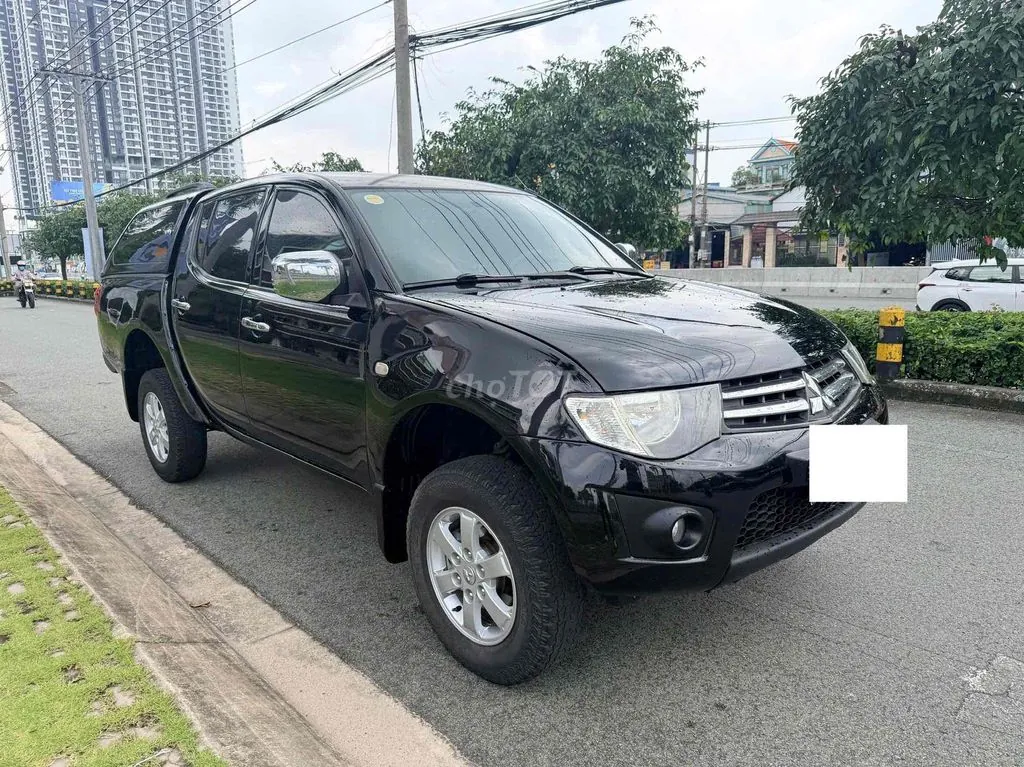 Mitsubishi Triton 2014 photo 3