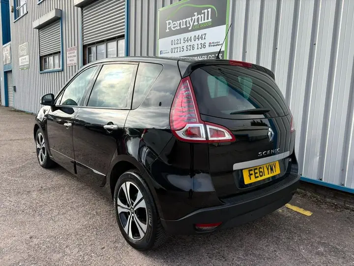 Renault Scenic 2011 photo 4