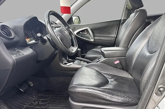 Toyota Rav4 2010 photo 4