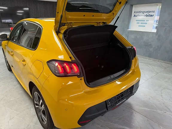 Peugeot 208 2020 photo 5
