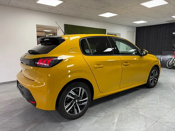 Peugeot 208 2020 photo 4