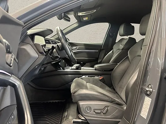 Audi Q8 E-Tron 2024 photo 3