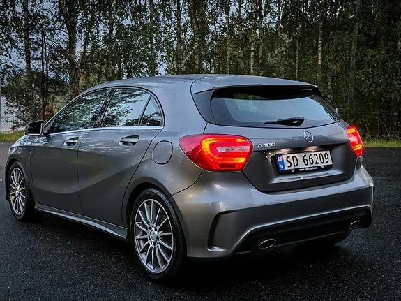 Mercedes-Benz A180 2013 photo 3