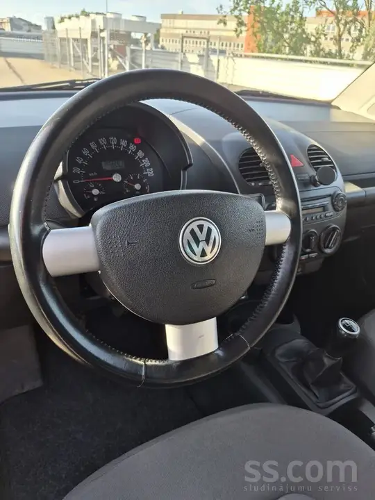 Volkswagen Beetle 2005 photo 3