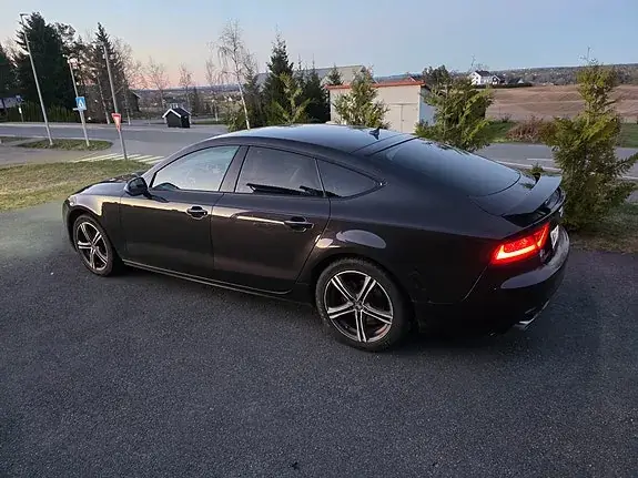 Audi A7 2012 photo 5