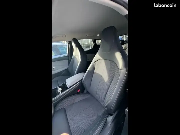 Ford Explorer 2024 photo 5