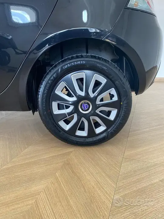 Lancia Ypsilon 2023 photo 4