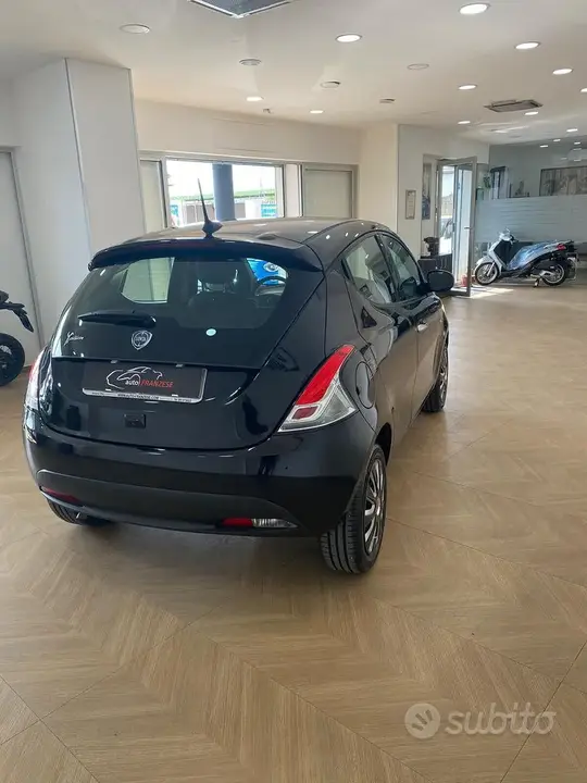 Lancia Ypsilon 2023 photo 3