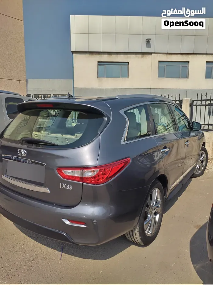 Infiniti Jx35 2013 photo 4