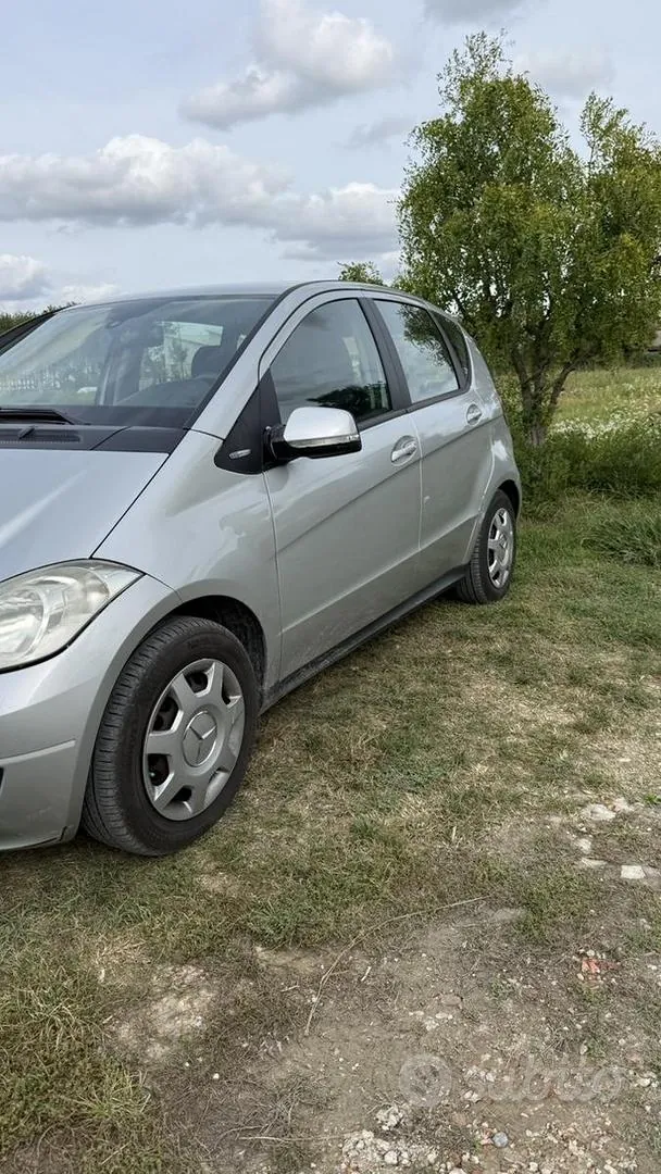 Mercedes-Benz A-Class 2010 photo 5