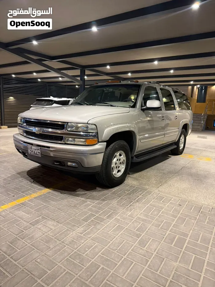Chevrolet Suburban 2006 photo 2