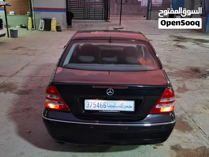 Mercedes-Benz C-Class 2004 photo 4
