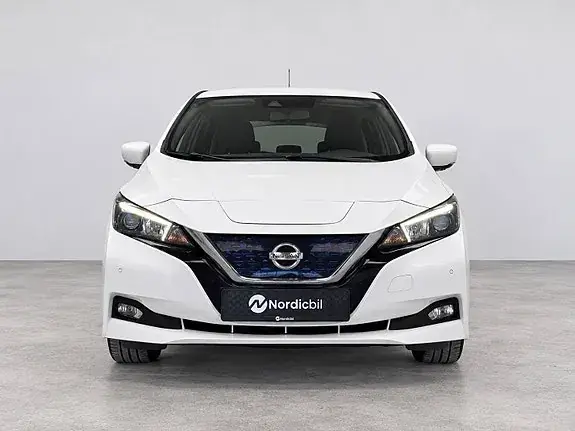 Nissan Leaf 2020 photo 2