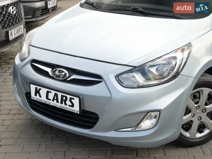 Hyundai Accent 2011 photo 5