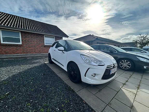 Citroen Ds3 2011 photo 2