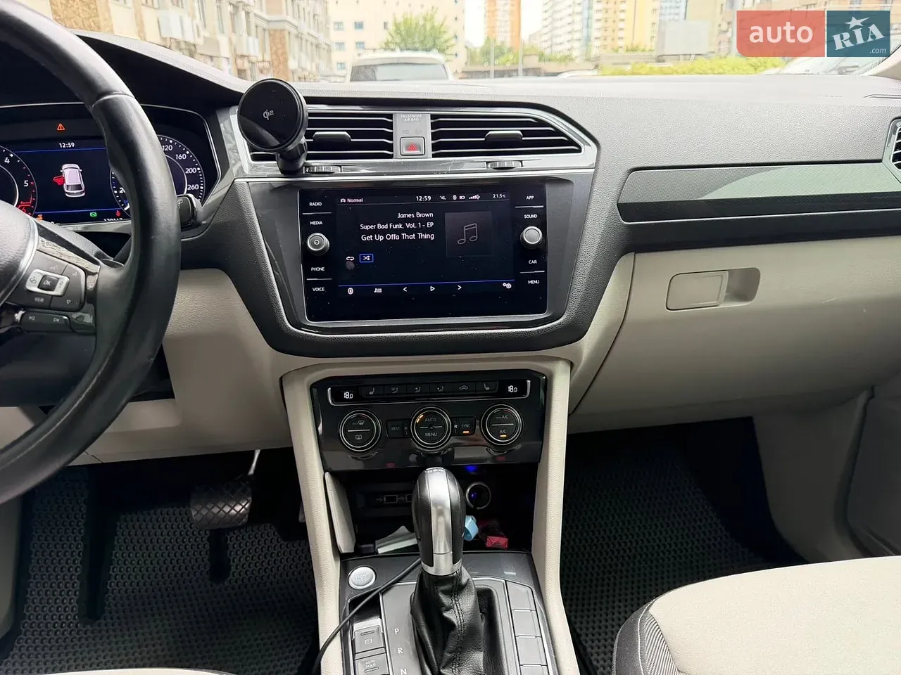 Volkswagen Tiguan 2018 photo 4