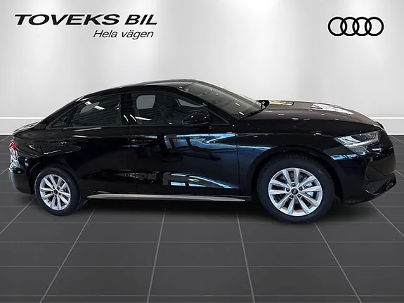 Audi A3 2027 photo 4