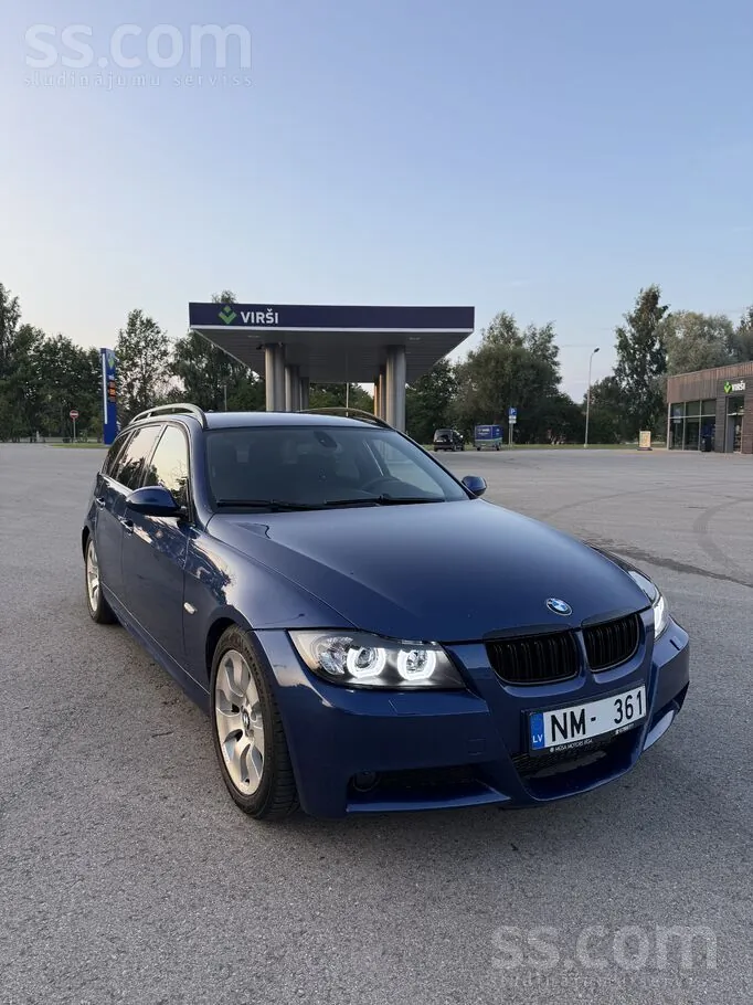 BMW 325