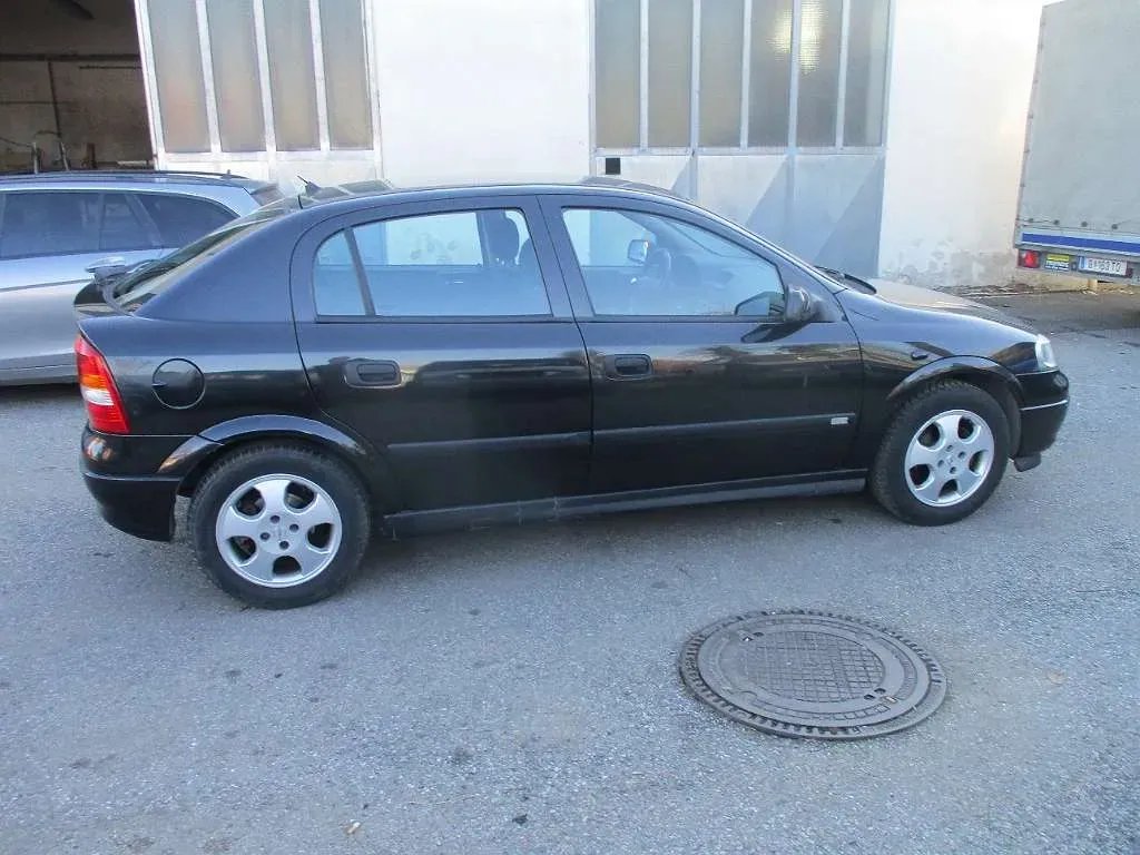 Opel Astra 2002 photo 3